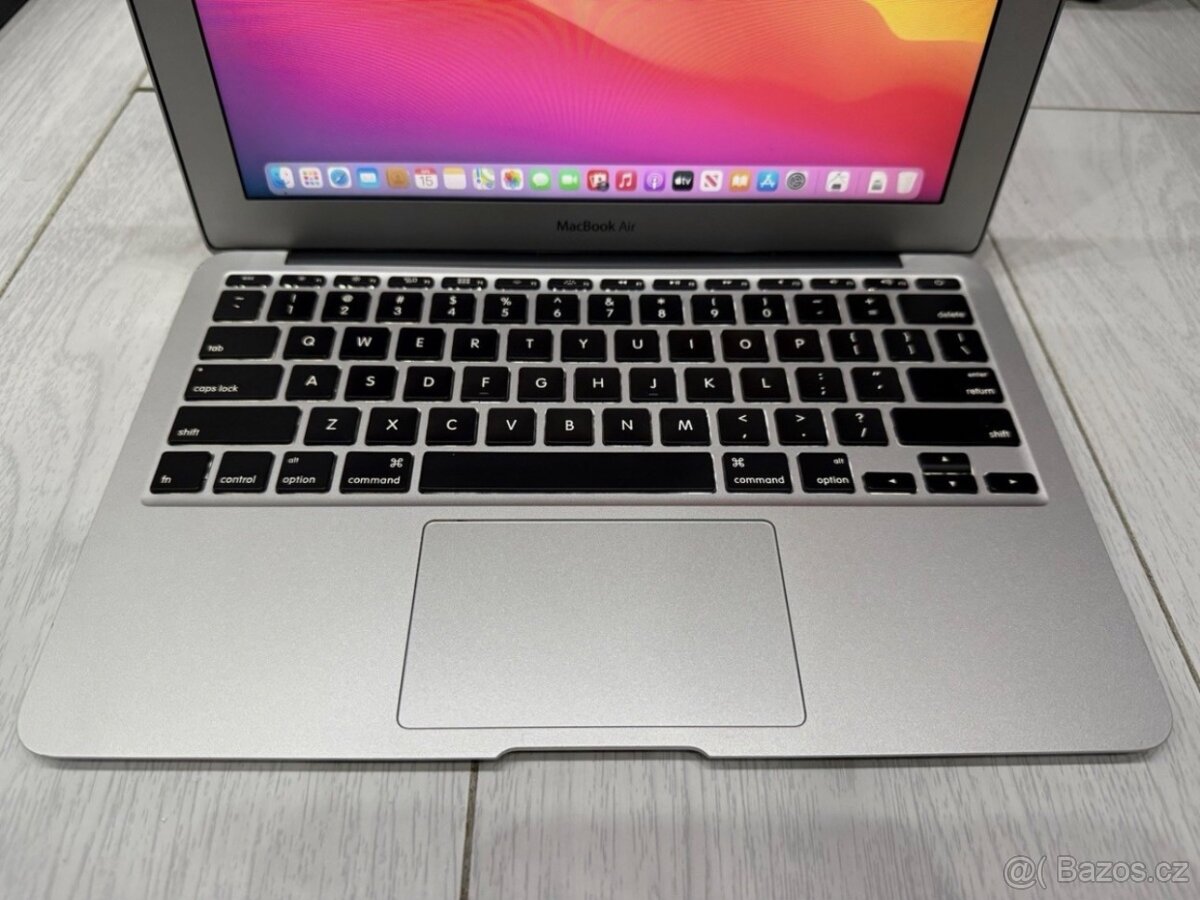 Prodám Apple MacBook Air 13” (2014) - 5
