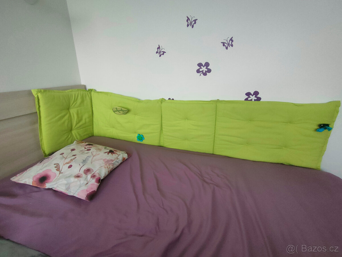 mantinel k posteli - 5