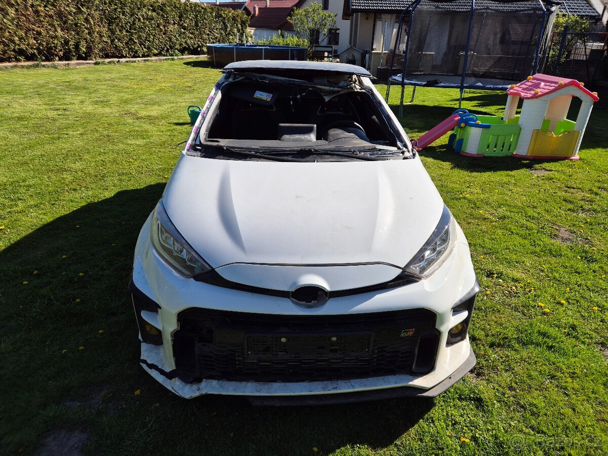 Toyota yaris Gr - 5