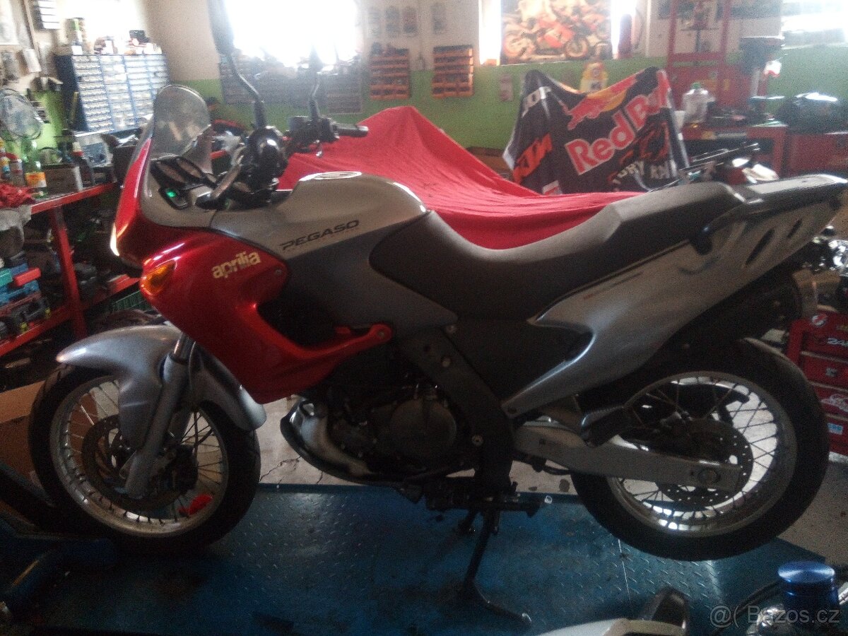 Aprilia Pegas 650 i