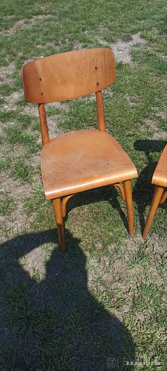 Ton židle čtyři kousky solidní stav - 5