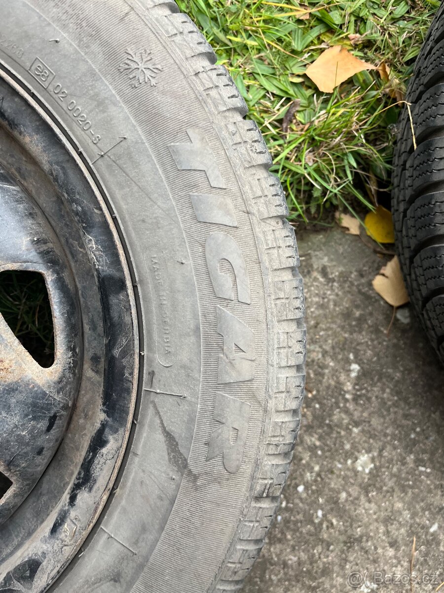 Pneumatiky a disky z Ford fiesta - 5