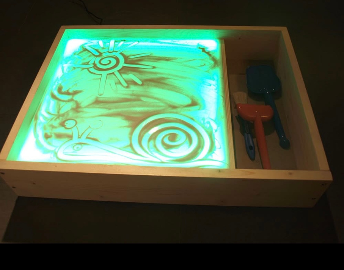 Světelný stůl pro malování v písku – ručně vyráběný lightbox - 5