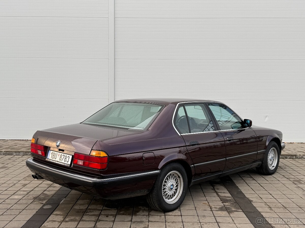 BMW E32 735i - 5