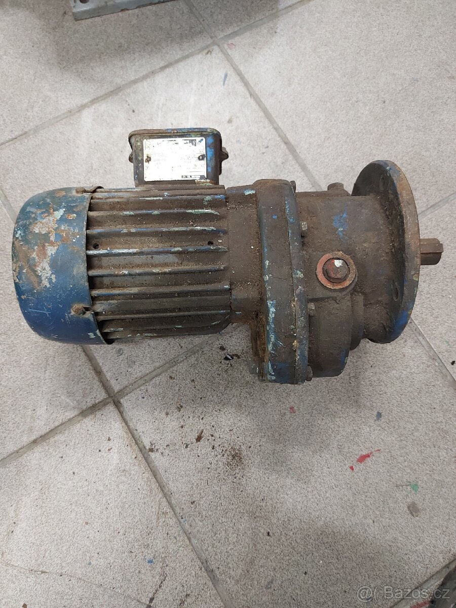 Prodám elektromotory - 5