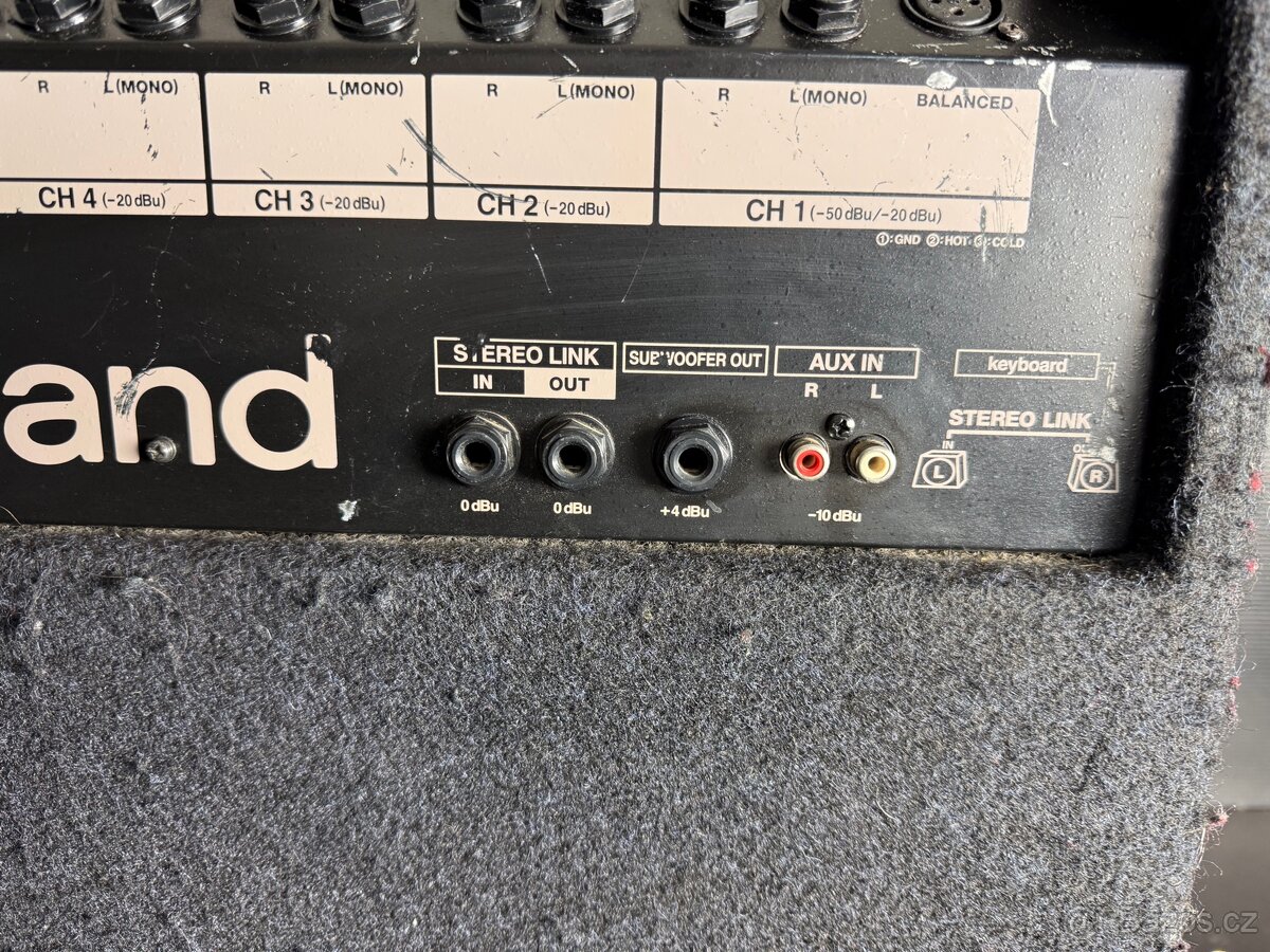 Roland KC-350 klávesové kombo - 5