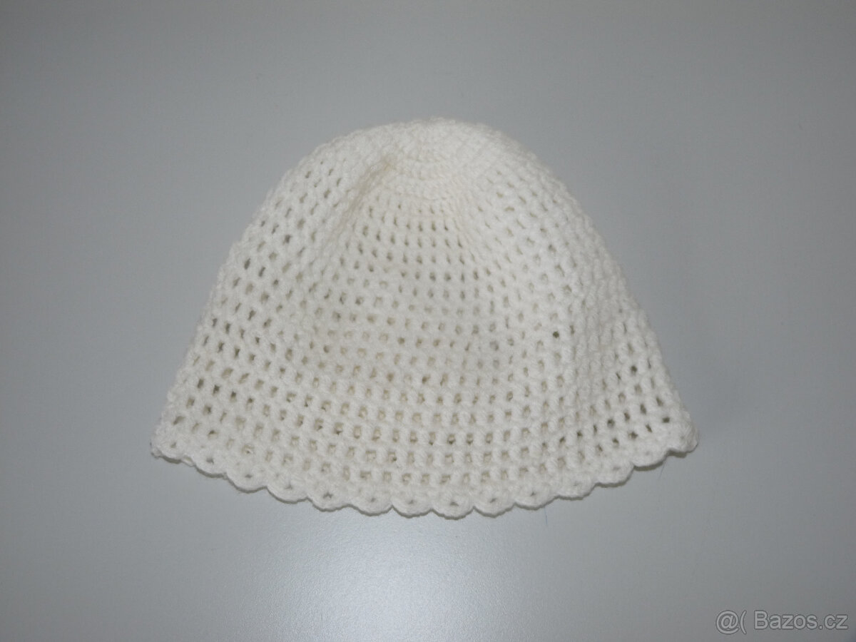 Dětská háčkovaná čepice - 5