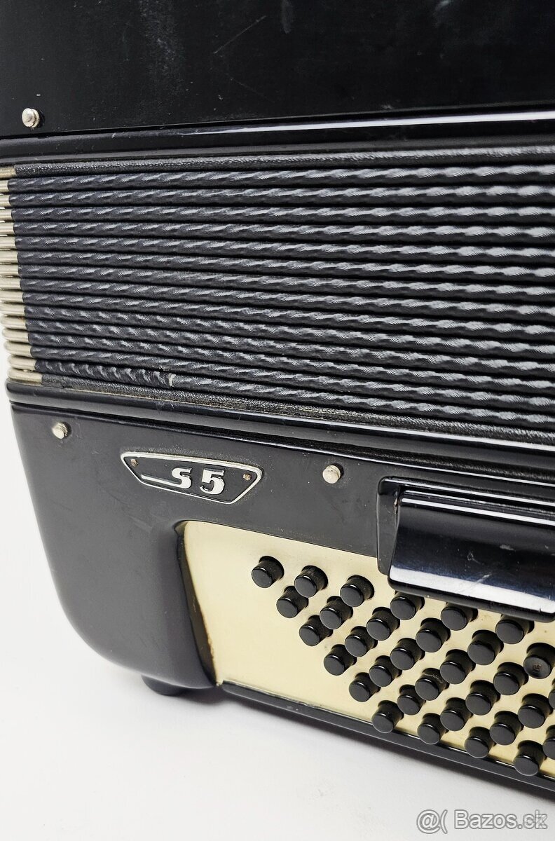 Špičkový akordeon weltmeister S5 novší model amano hlasy - 5