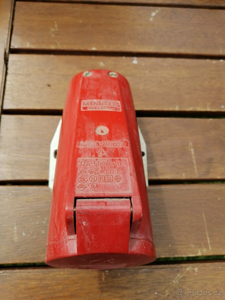 různé zasuvky,zástrčky - 5