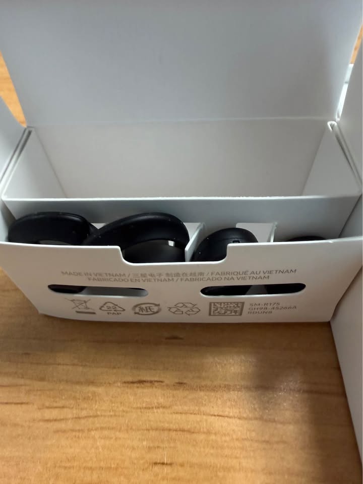 Samsung Galaxy Buds+ - 5