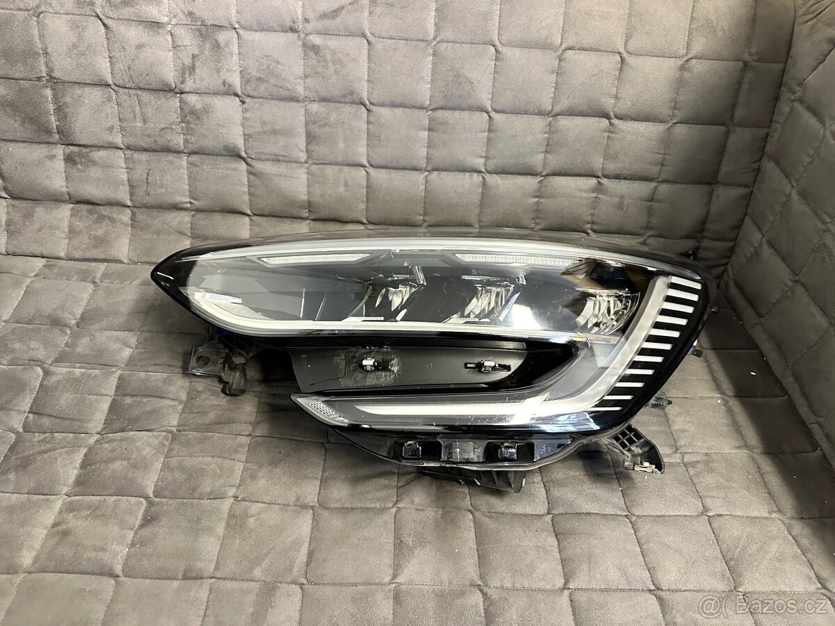 Renault Megane 4 světlo - 5