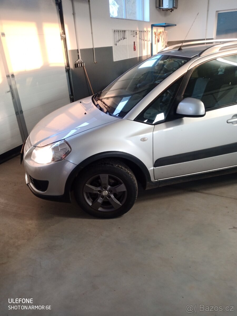 Suzuki SX4 1,6 88kw 4x4 - 5