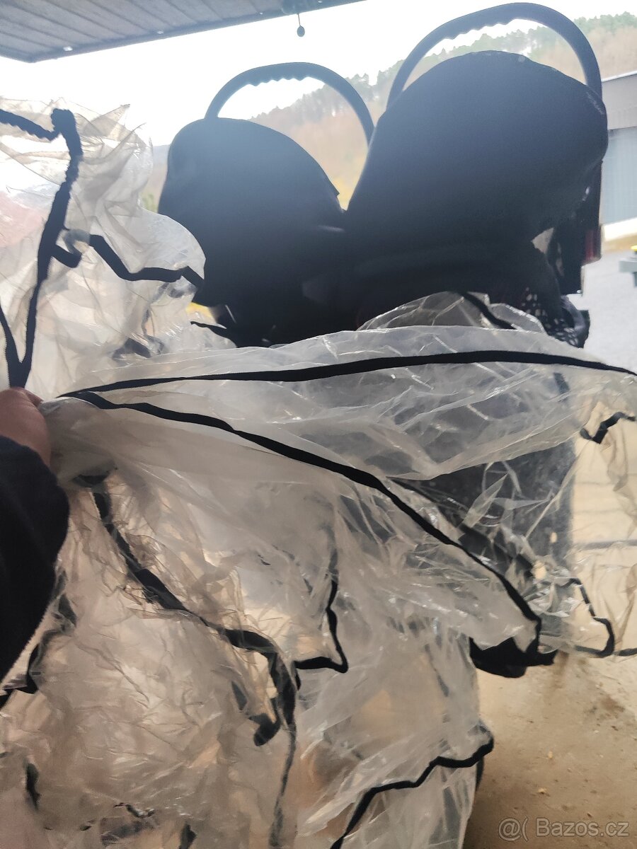 Prodám trojkombinaci pro dvojčata - 5