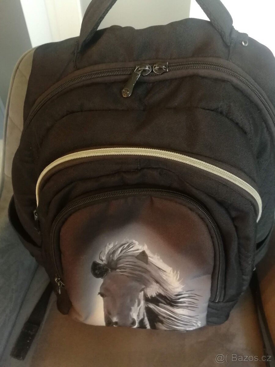 Prodám školní batoh - 5
