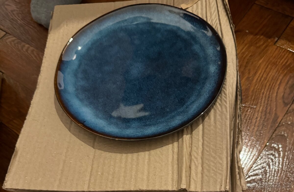 Jídelní sada nádobí Glosia tmavě modrá 24 ks nové - 5