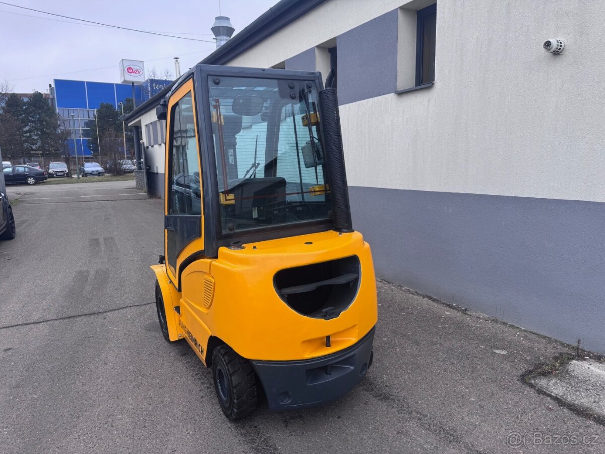 Jungheinrich DFG 20 diesel 2t triplex 4,4m kabina - 5