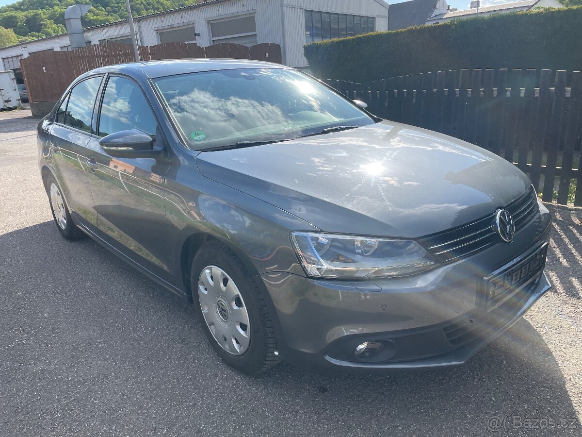 VW JETTA 1.2 TSI COMFORTLINE | TOP VÝBAVA | NOVÁ STK - 5