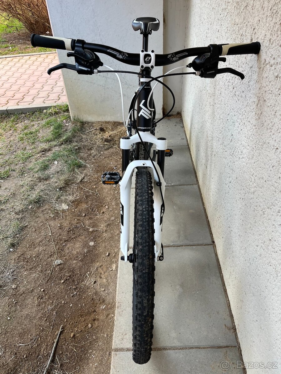 Leader Fox Factor 26 - 5