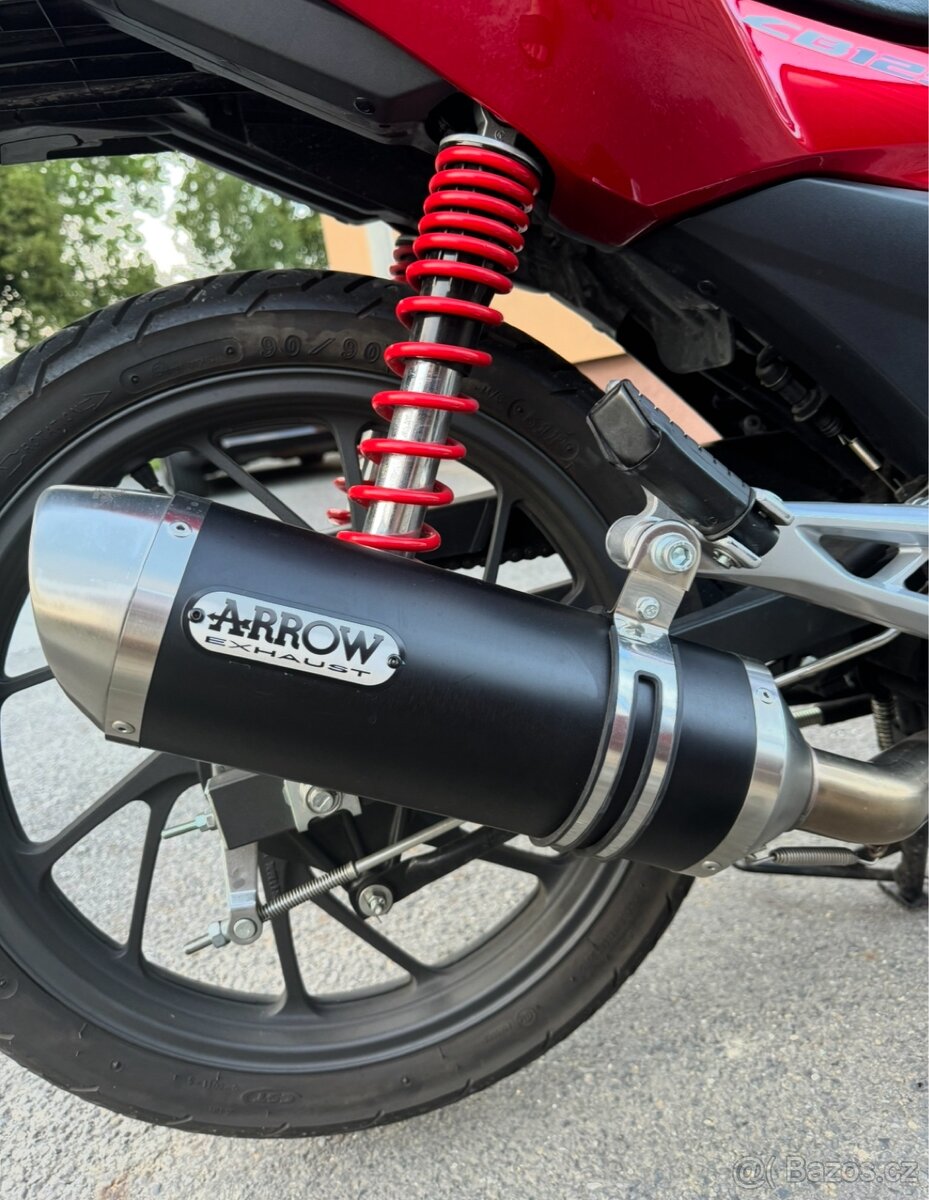 Honda cb125f - 5