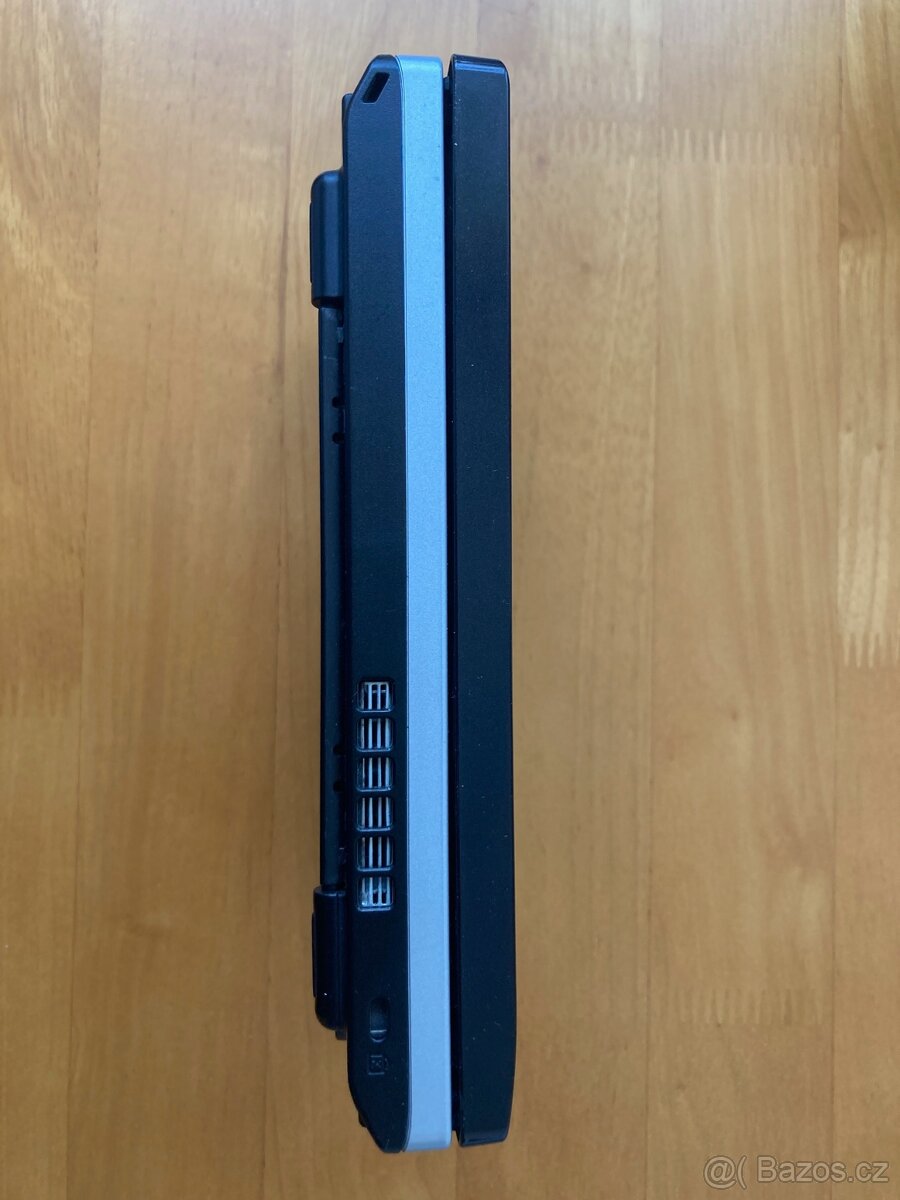 UMPC Mivvy UM400 - 5