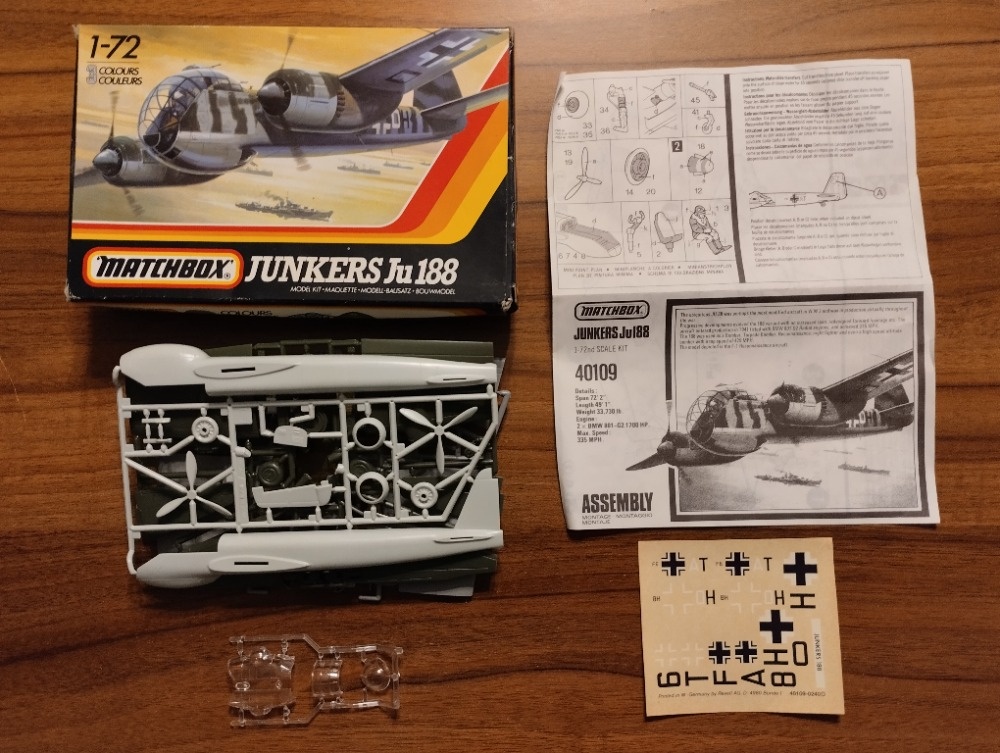 Modely letadel,plastové stavebnice Matchbox. - 5