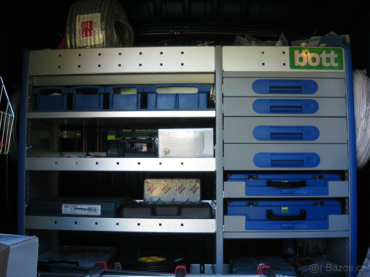 Vestavba do aut BOTT - 5