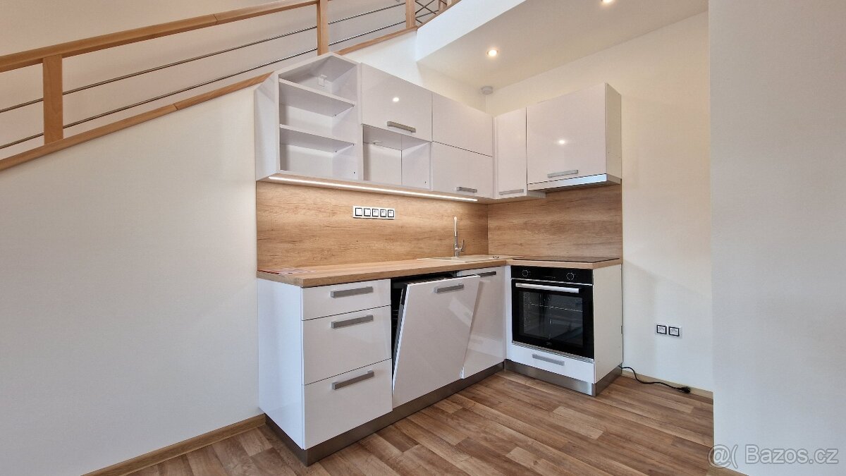 Krásný mezonetový byt 3+kk v centru Lanškrouna - 5