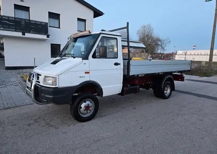 Iveco daily 2.8 TD tři stranný sklápěč 4x4 - 5