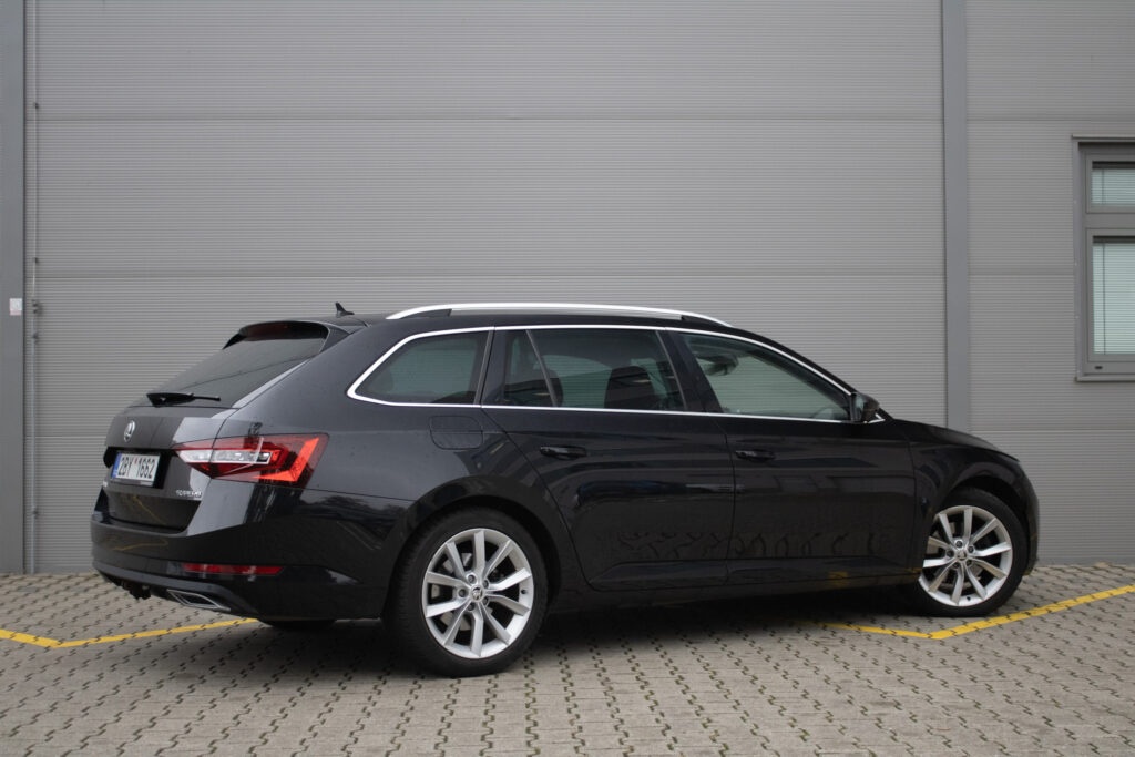 Škoda Superb - 5
