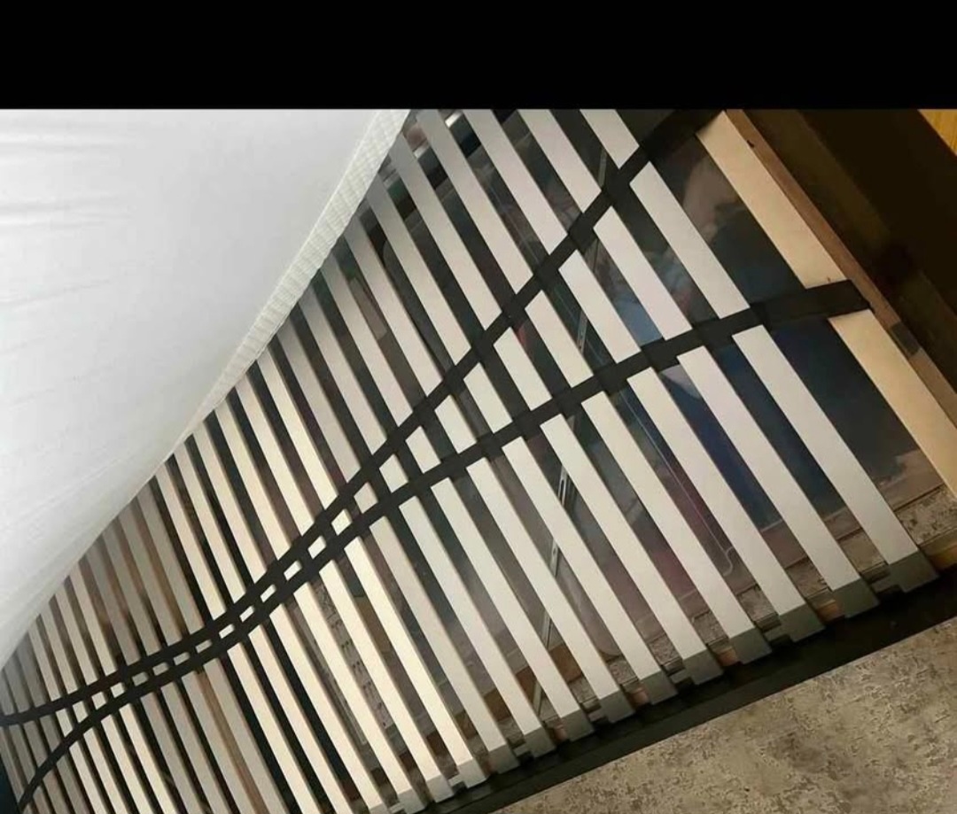 Postel s roštem 180x200 - 5