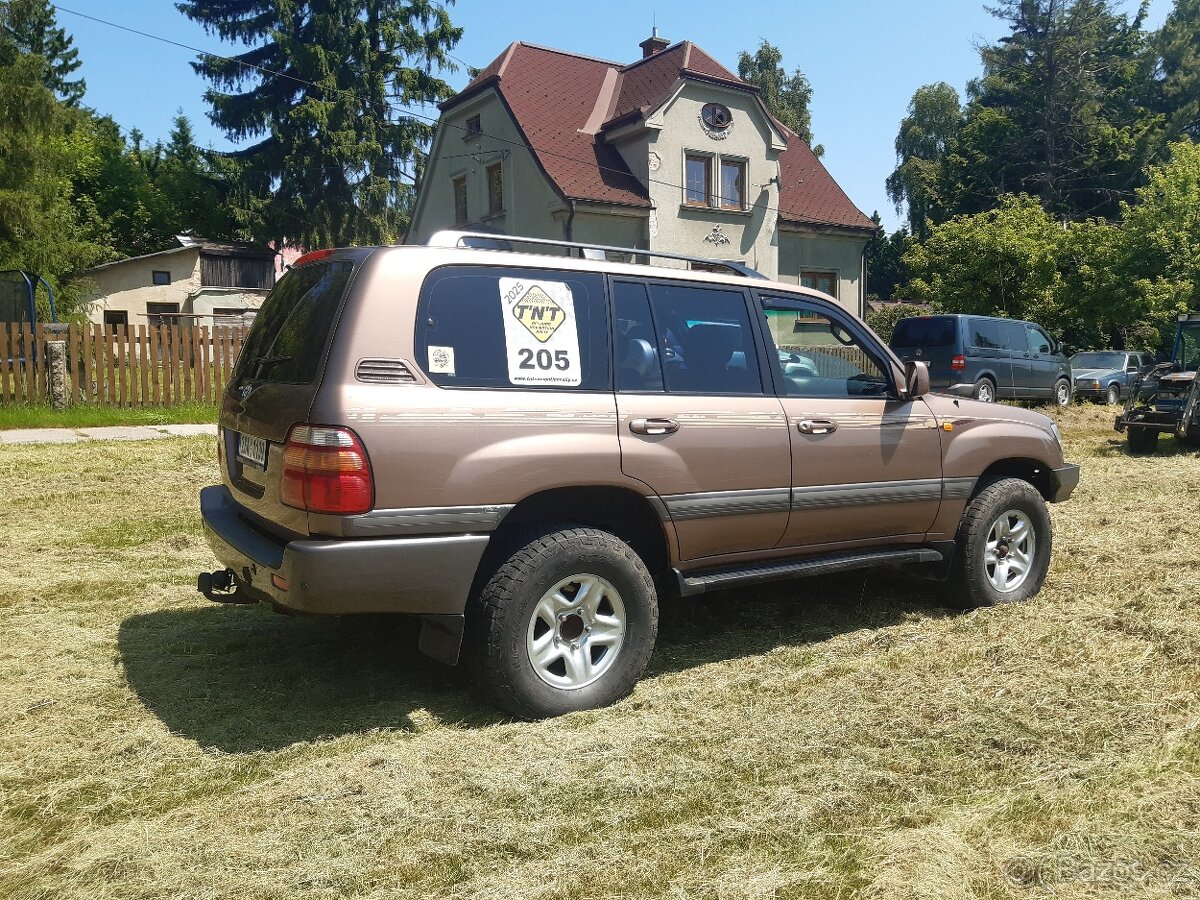 Land Cruiser 100 - J10