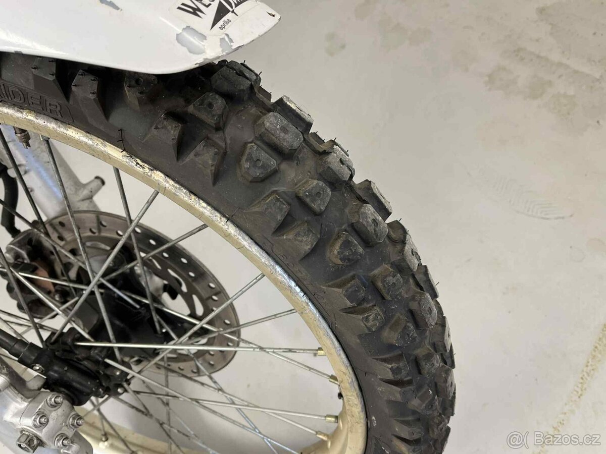 Honda NX 650 dominátor