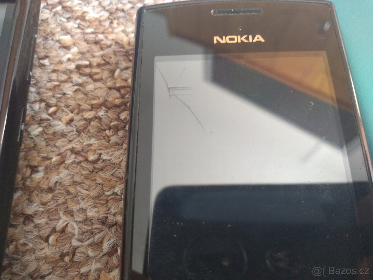 2x NOKIA 500 na díly - 5