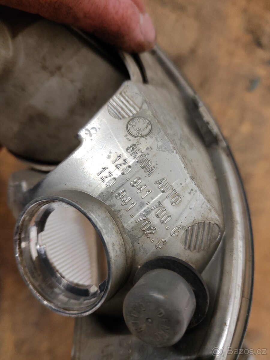 Škola Octavia 2 mlhovky - 5