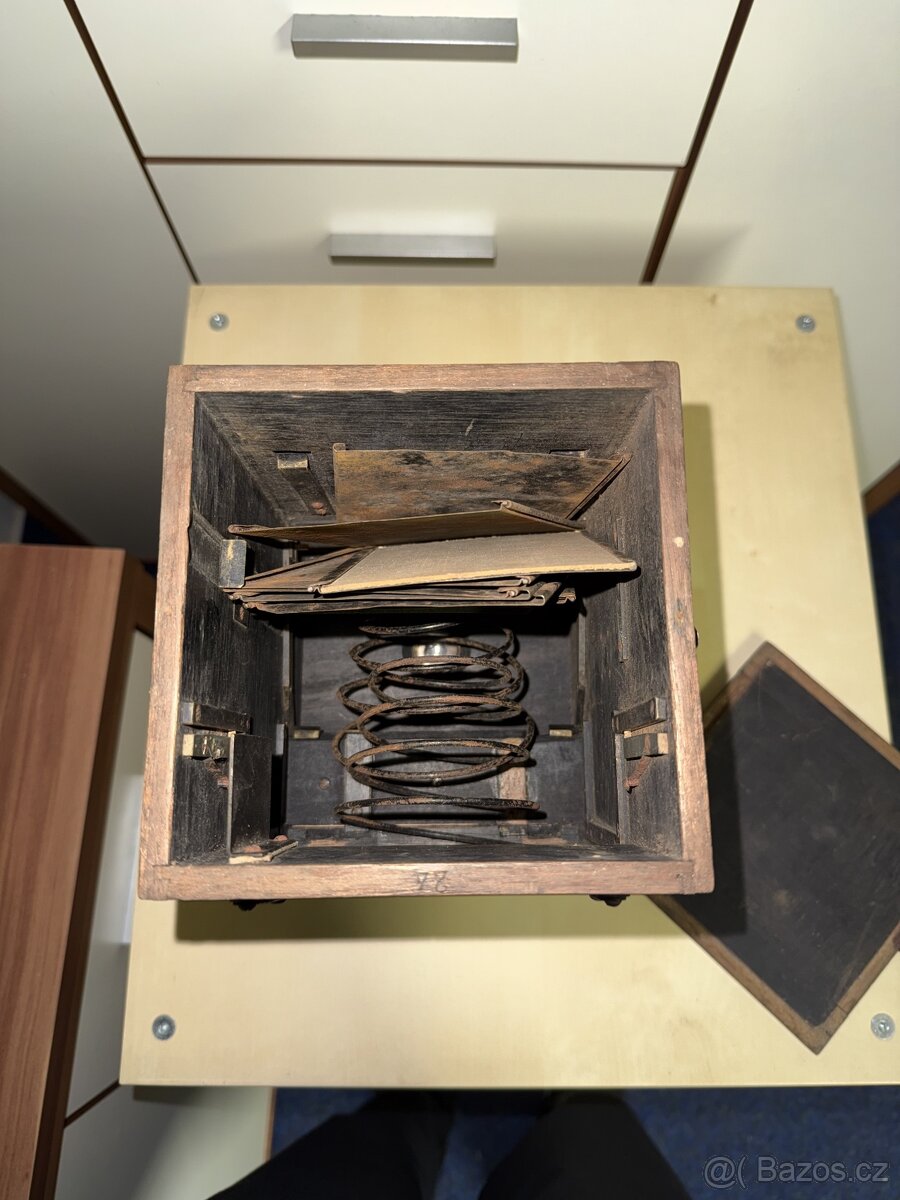 Vzácný historický fotoaparát - Dr. Krügener (nálezový stav) - 5