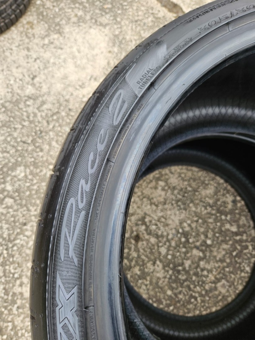 305/30ZR20 (103Y) Dunlop Sport Maxx Race 2 4mm 2ks - 5