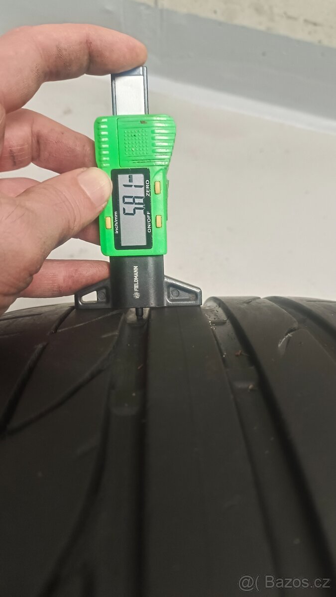 235/40/19 235/40 r19 - 5