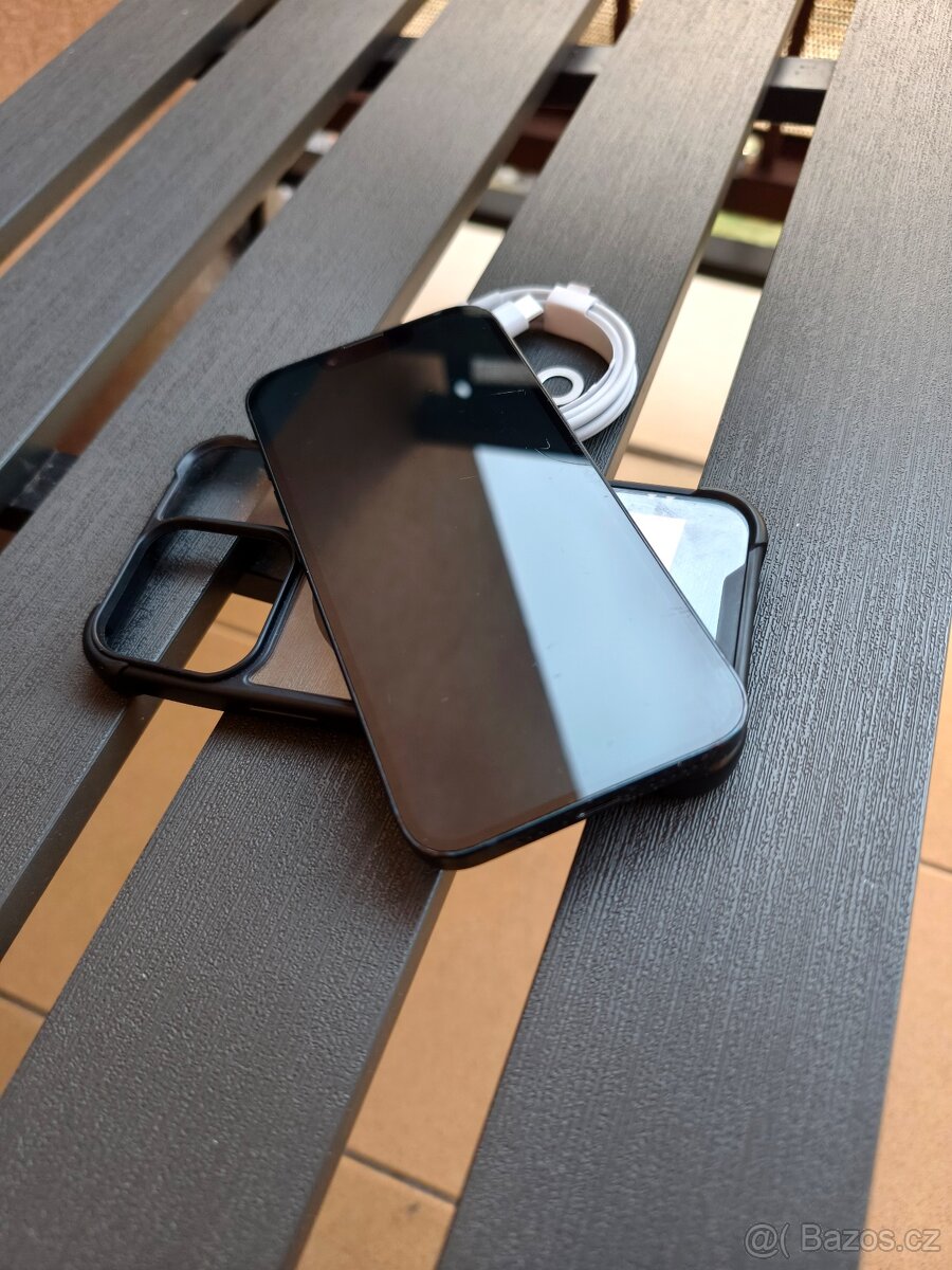 iPhone 14 - komplet balení + zdarma MagSafe PanzerGlass kryt - 5