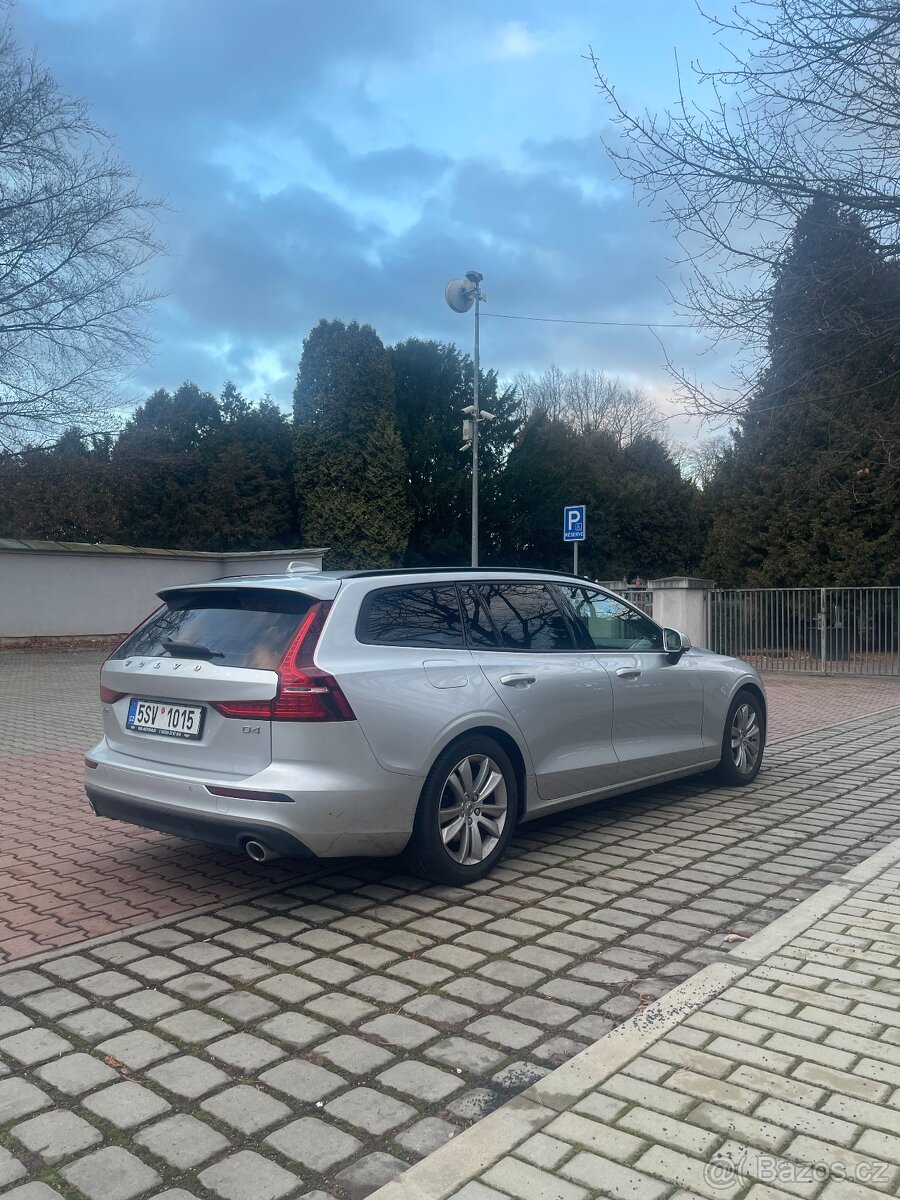 Volvo V60 D4 140 Kw - 5