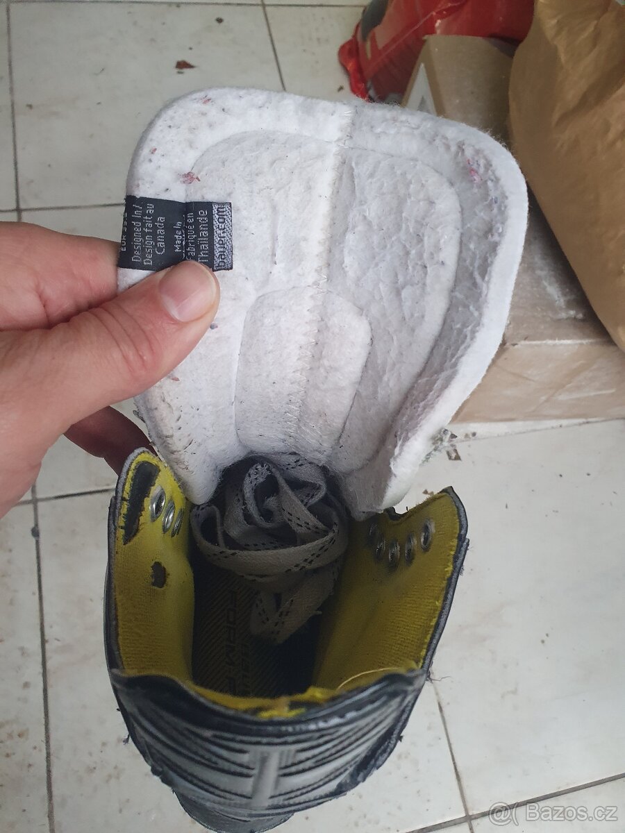 Brusle a hokejová výstroj - 5