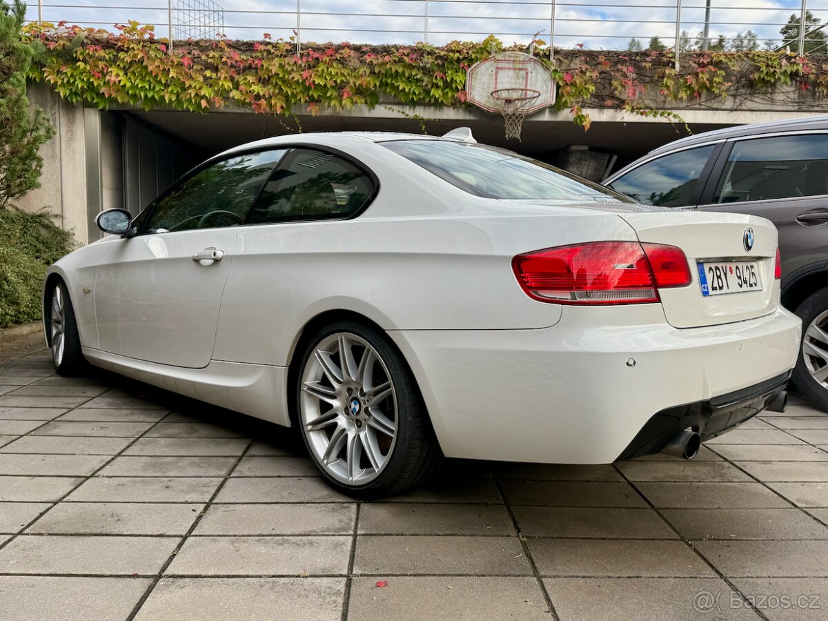 BMW 335i e92: man.,RWD,MPaket,generální servis,DPH,faktury - 5