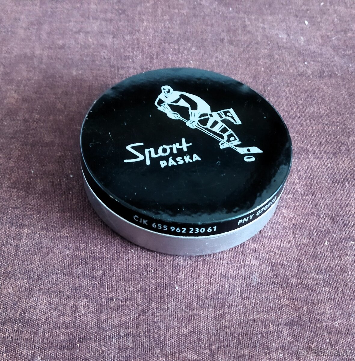 různé staré plechovky - 5