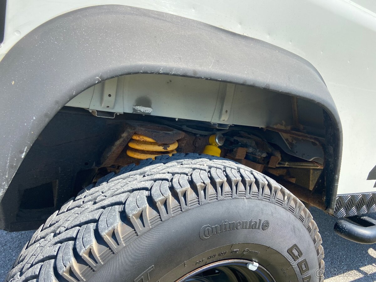 Land rover defender 90 - 5