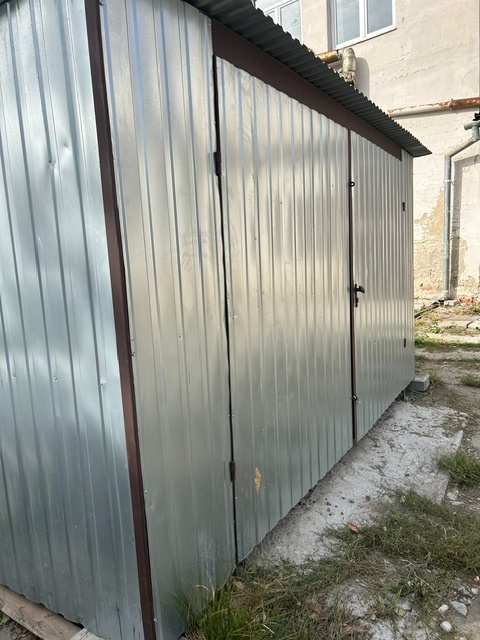plechová garáž - 5