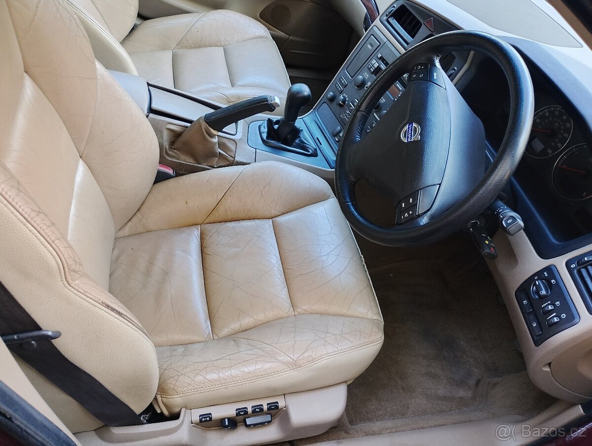 Volvo S60 2,4 D5 120kw - 5