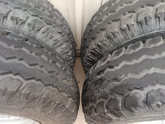 12,5/80-18 Kola vlek 8t,9t - 5