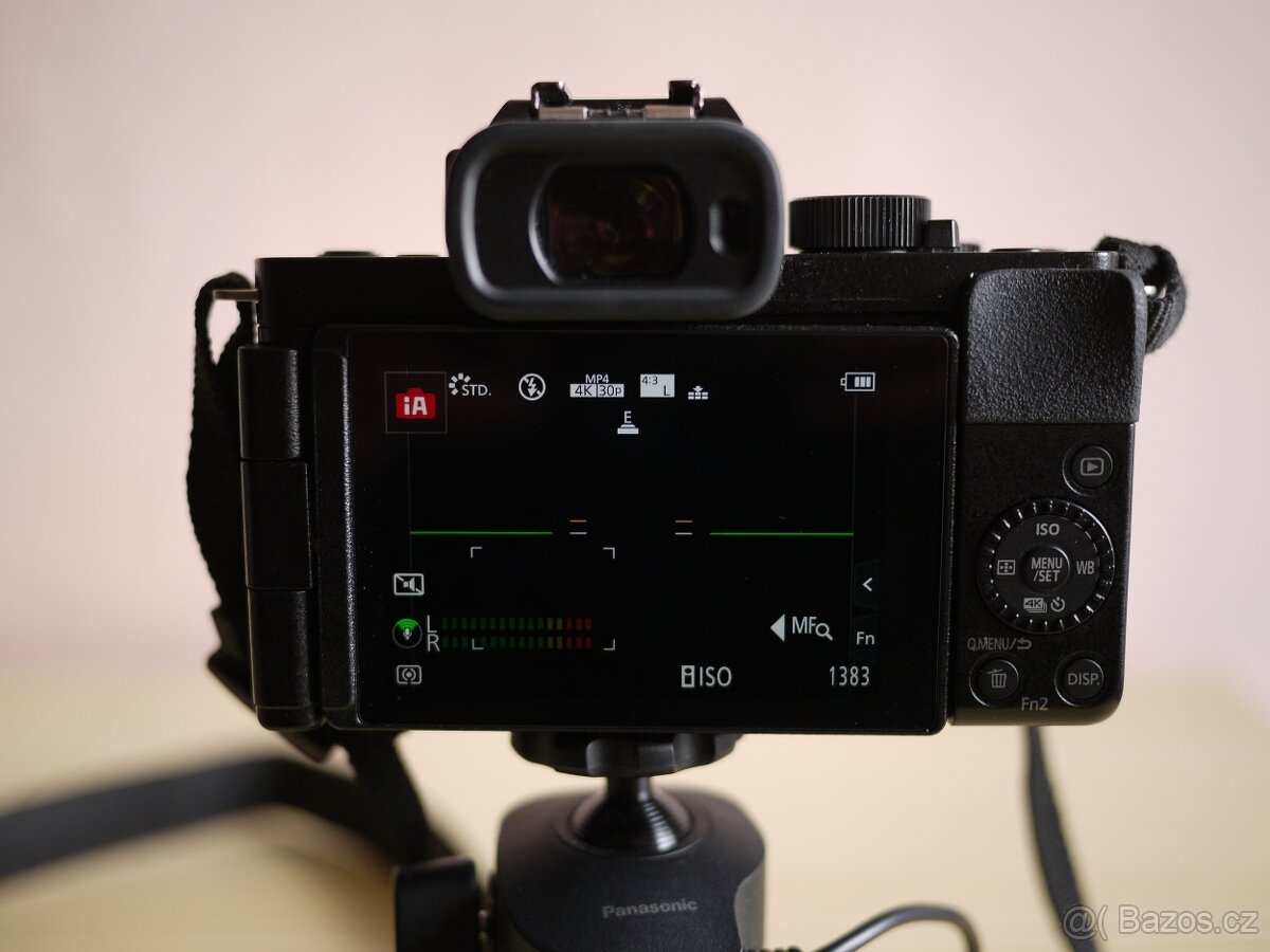 Fotoaparát Panasonic G100+stativ a brašna Panasonic... - 5