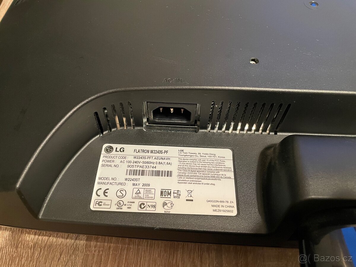 Monitor LG W2234S 22 palců - 5