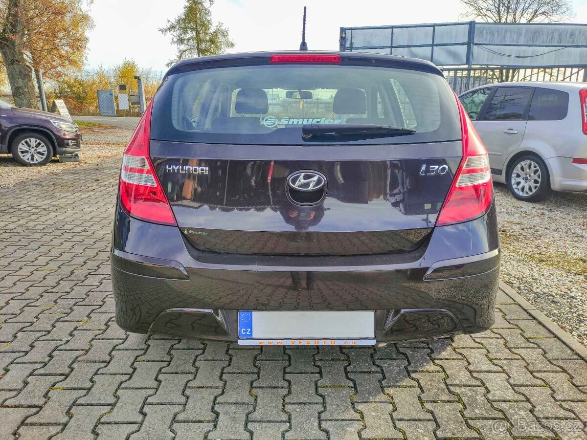 HYUNDAI i30 1.4i 16V 80KW,r.v. 2011,8xAIRBAG,CD,BC,SERVO. - 5