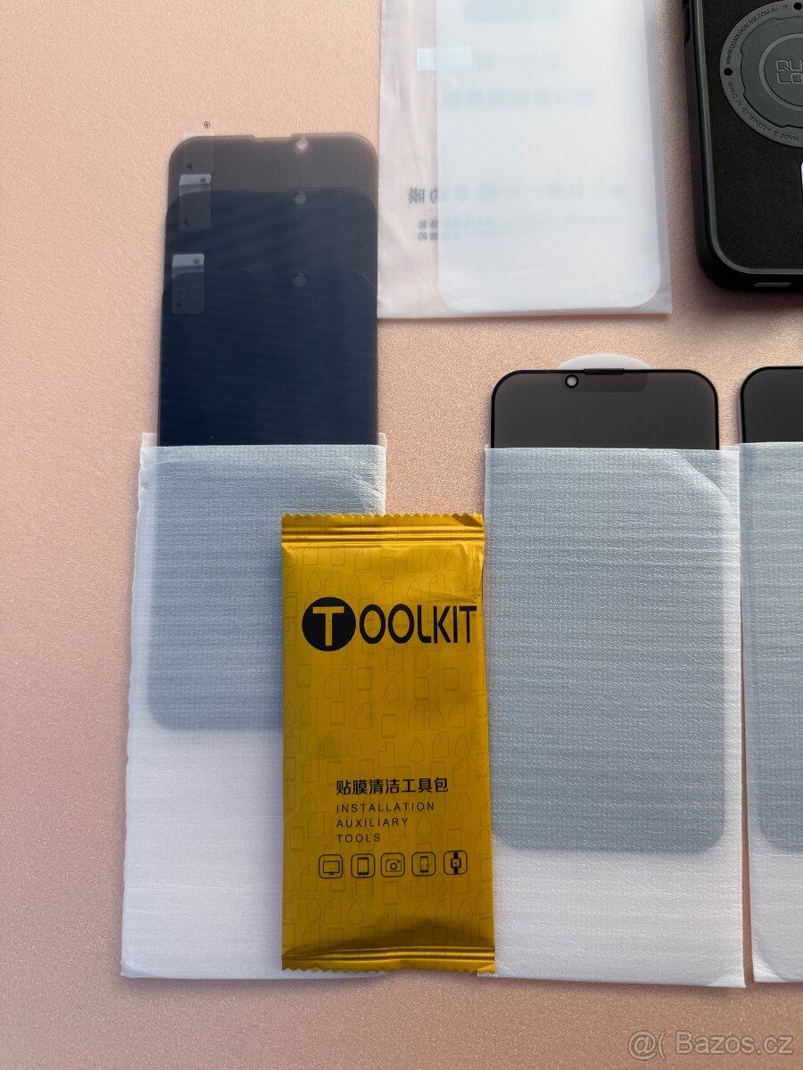 Prodám kryt Quadlock na telefon iPhone 13 - 5